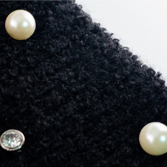 Bedazzled Pearly Black Winter Hat - Picture 4 of 5